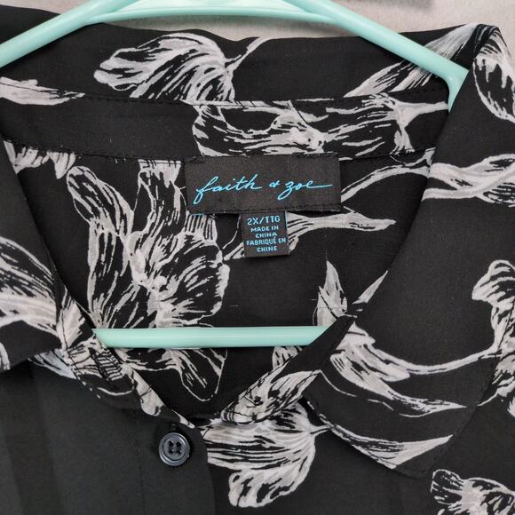 Faith & Zoe Women's Plus Size 2X Black White Floral Sheer Button Up Blouse Top - Picture 2 of 6